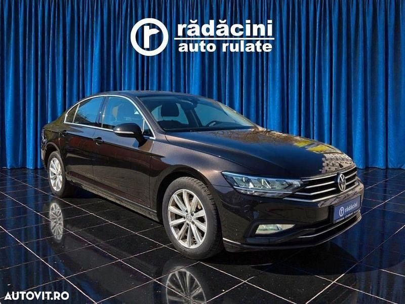 Culoaremaro Utilizat 2020 VW Passat Berlinǎ | 16.900 EUR (Super Preț) - Imagine 1/3