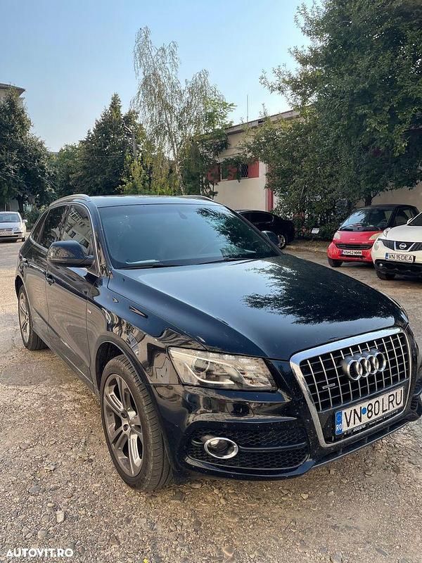 Culoarenegru Utilizat 2012 Audi Q5 S-line plus SUV | 11.700 EUR (Preț OK) - Imagine 1/4