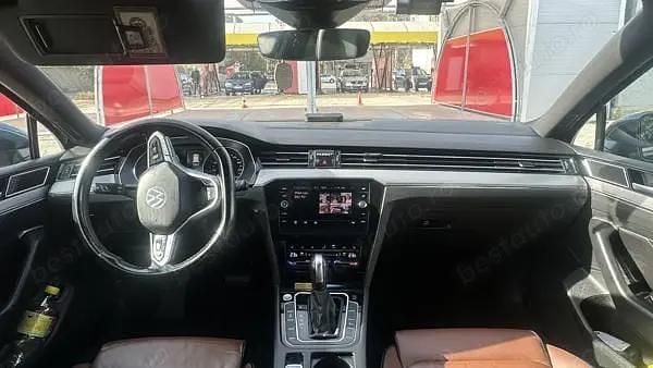 Second-hand VW Passat R-line 190 CP (139 kW) 2021 Albastru Break