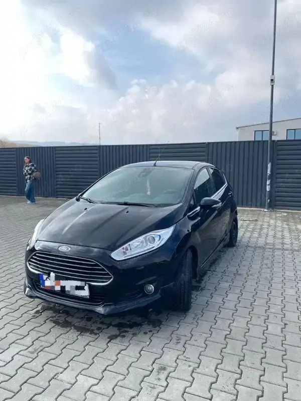 Utilizat 2014 Ford Fiesta Hatchback | 7.600 EUR (Scump) - Imagine 1/4