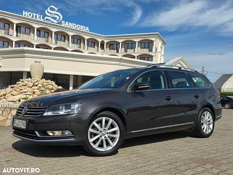Culoaremaro Utilizat 2012 VW Passat Highline Break | 6.290 EUR (Preț OK) - Imagine 1/4