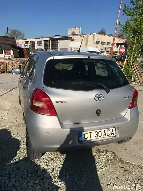 Utilizat 2006 Toyota Yaris Break | 2.950 EUR - Imagine 1/4