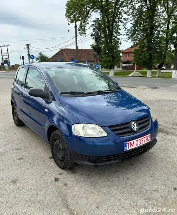 Utilizat 2005 VW Fox Hatchback | 1.390 EUR - Imagine 1/4