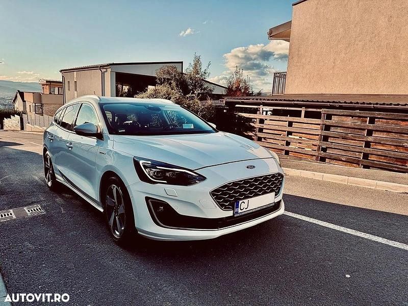 Culoarealb Utilizat 2019 Ford Focus Vignale Break | 12.600 EUR (Preț OK) - Imagine 1/4
