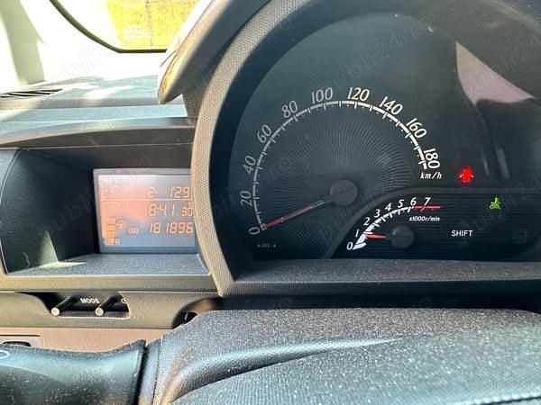 Utilizat 2009 Toyota iQ Hatchback | 2.700 EUR - Imagine 1/4