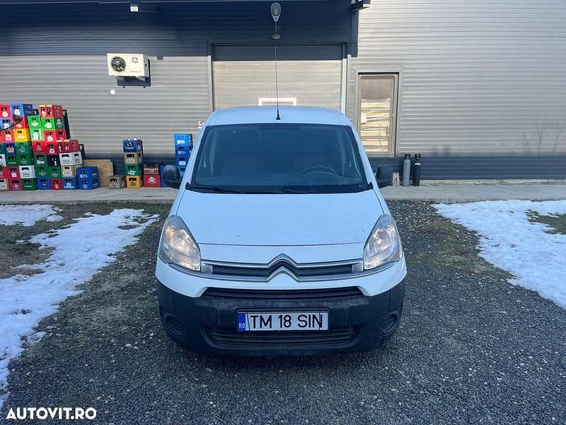 Culoarealb Utilizat 2014 Citroën Berlingo Monovolum | 3.400 EUR (Super Preț) - Imagine 1/4