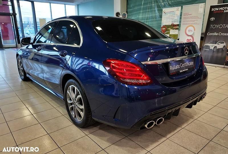Second-hand Mercedes C200 AMG line 184 CP (135 kW) 2017 Culoarealbastru Berlinǎ