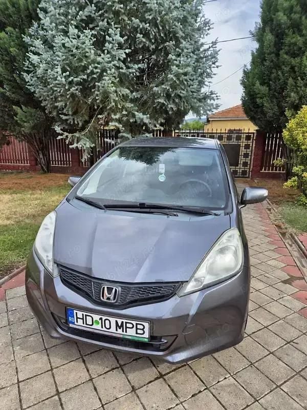 Utilizat 2012 Honda Jazz Hatchback | 4.500 EUR - Imagine 1/4
