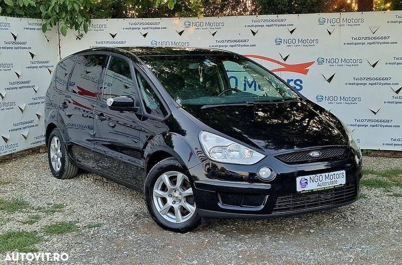 Culoarenegru Utilizat 2009 Ford S-MAX Trend Monovolum | 4.490 EUR (Preț OK) - Imagine 1/4