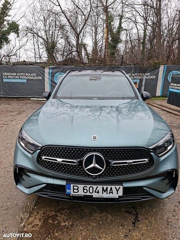 Second-hand Mercedes GLC350 211 CP (155 kW) 2024 Culoareverde SUV