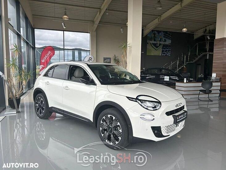 Alb Nouă 2024 Mercedes 600 SUV | 28.116 EUR - Imagine 1/4