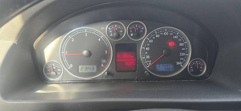 Second-hand VW Sharan 115 CP (84 kW) 2006 Monovolum