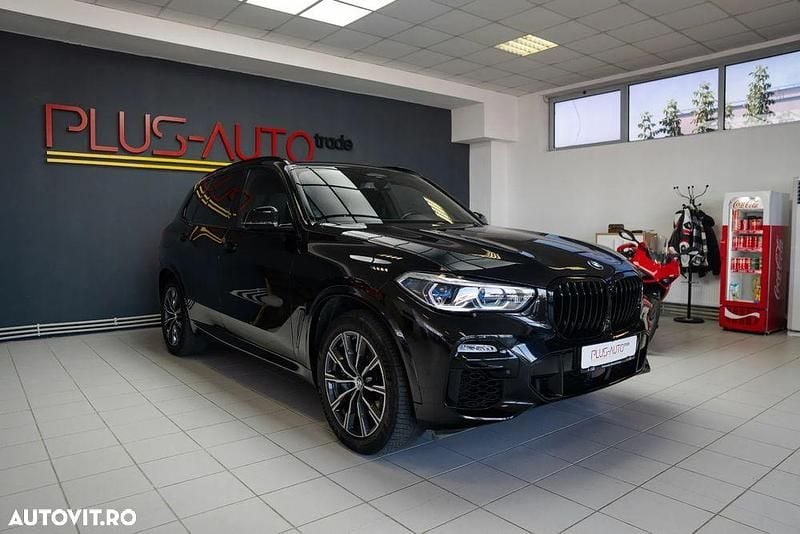 Culoarenegru Utilizat 2020 BMW X5 M Comfort Edition SUV | 54.900 EUR (Preț bun) - Imagine 1/4