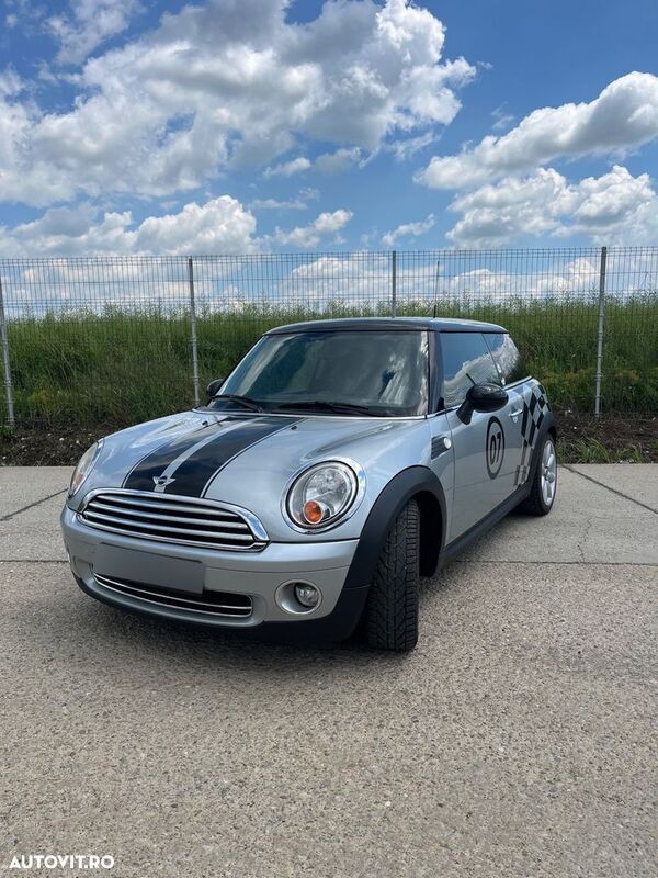 Gri Utilizat 2006 Mini Cooper Hatchback | 2.500 EUR (Preț OK) - Imagine 1/4