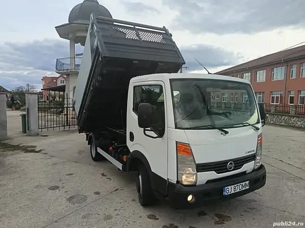 Second-hand Nissan Cabstar 2014 Alb Pickup