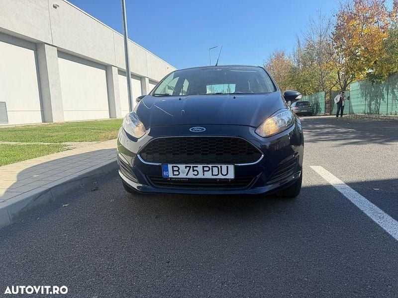 Second-hand Ford Fiesta Trend 80 CP (58 kW) 2016 Culoarealbastru Hatchback