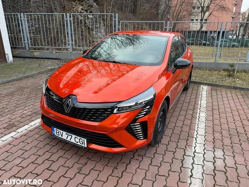 Second-hand Renault Clio V Techno 143 CP (105 kW) 2024 Culoareportocaliu Hatchback