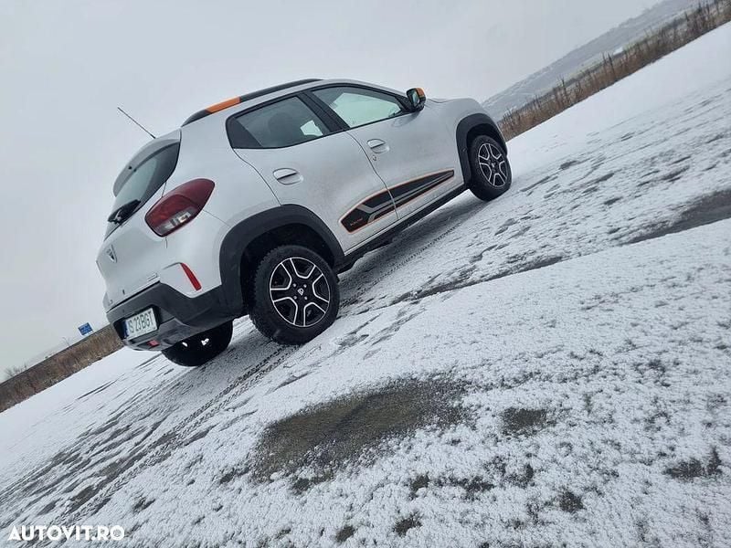 Second-hand Dacia Spring Expression 33 kW (45 CP) 2022 Culoaregri Hatchback