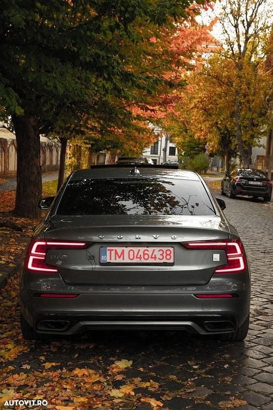 Culoaregri Utilizat 2021 Volvo S60 Berlinǎ | 28.800 EUR - Imagine 1/4