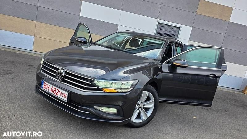 Culoaremaro Utilizat 2021 VW Passat Business Break | 16.990 EUR (Preț OK) - Imagine 1/4