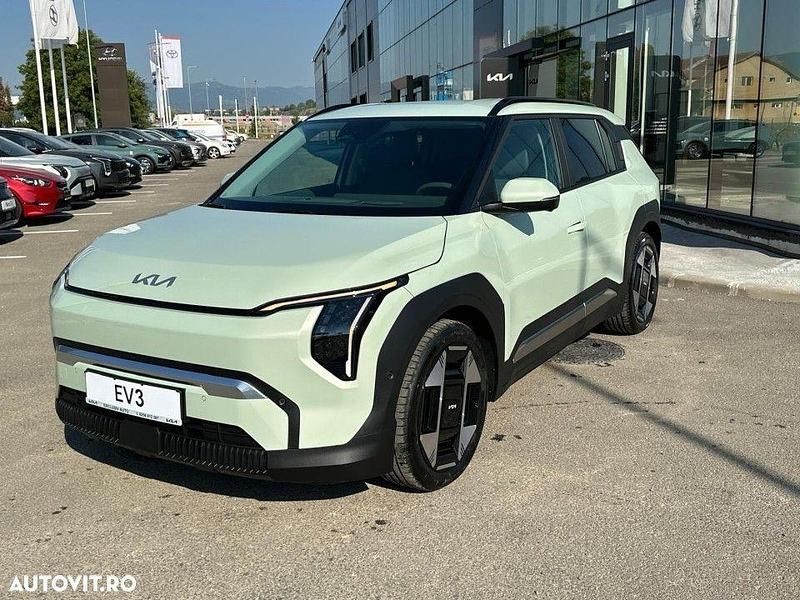 Verde Utilizat 2024 Kia EV3 SUV | 38.190 EUR - Imagine 1/4