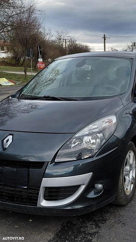 Second-hand Renault Scénic III Dynamique 130 CP (95 kW) 2010 Culoaregri Monovolum