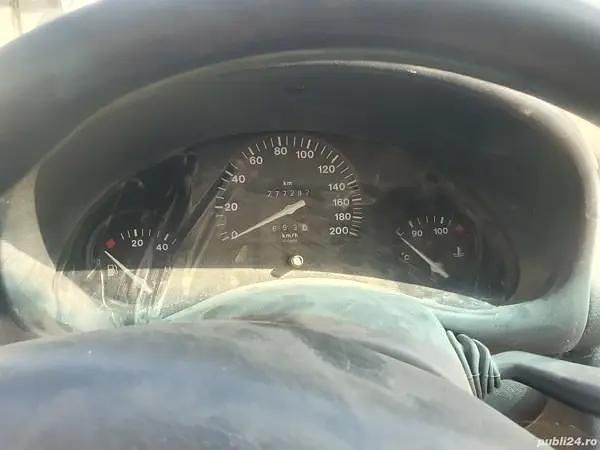 Negru Utilizat 1998 Opel Corsa Berlinǎ | 2.500 EUR - Imagine 1/4