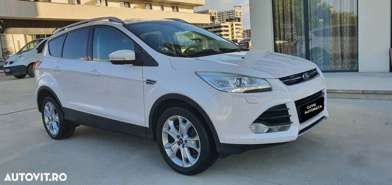 Alb Utilizat 2015 Ford Kuga SUV | 9.499 EUR (Preț bun) - Imagine 1/4
