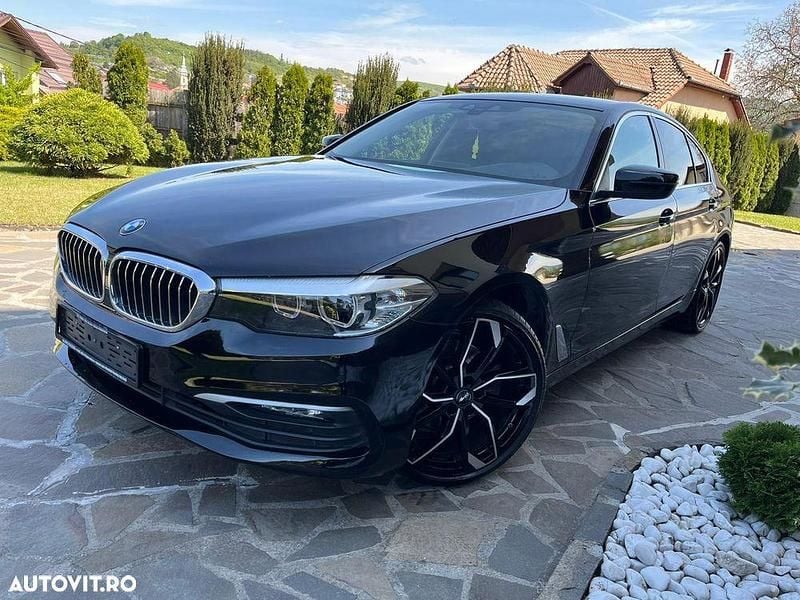 Culoarenegru Second-hand 2018 BMW 518 Luxury Line Break | 15.900 EUR (Preț OK) - Imagine 1/4