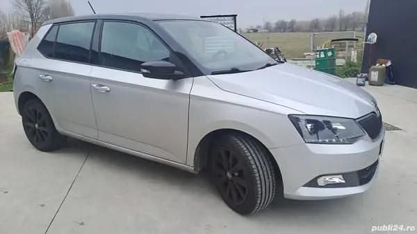 Gri Utilizat 2018 Skoda Fabia Hatchback | 6.500 EUR (Preț bun) - Imagine 1/4