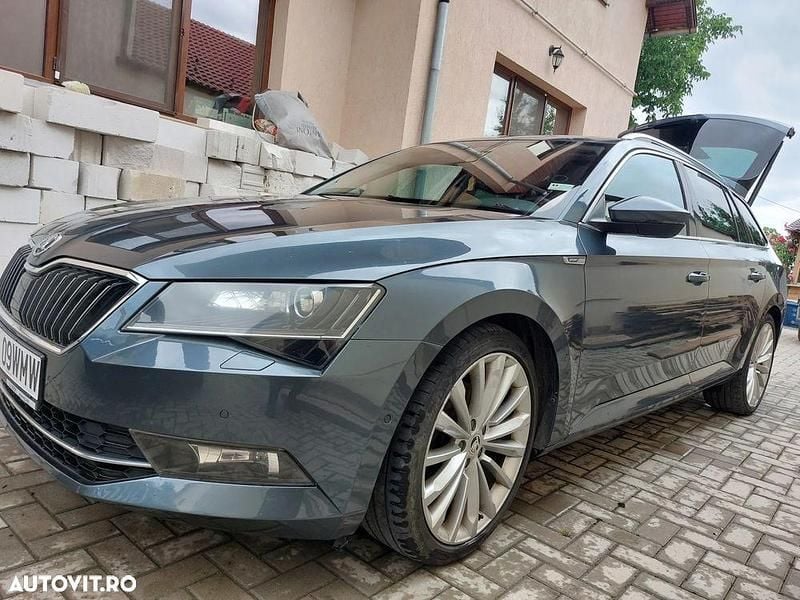 Culoaregri Utilizat 2017 Skoda Superb SportLine Break | 17.300 EUR (Preț OK) - Imagine 1/4