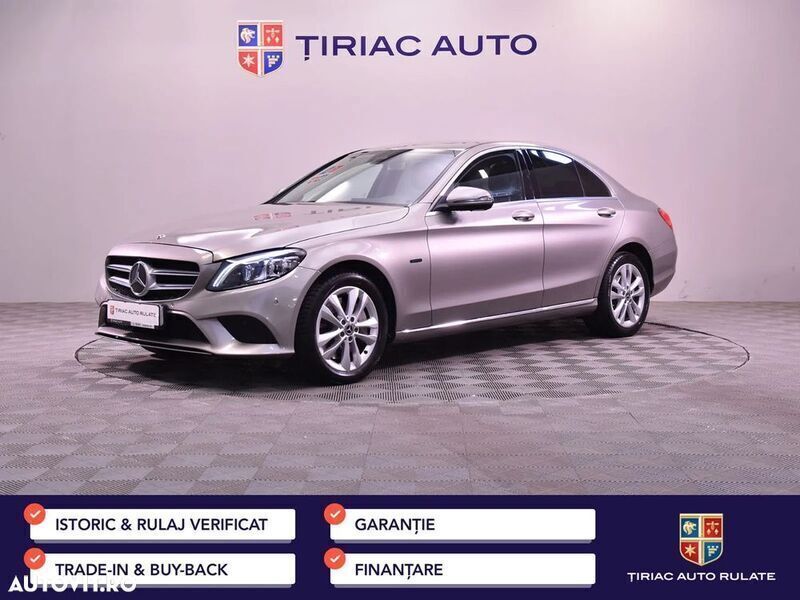 Gri Utilizat 2020 Mercedes C300e Berlinǎ | 32.900 EUR - Imagine 1/4