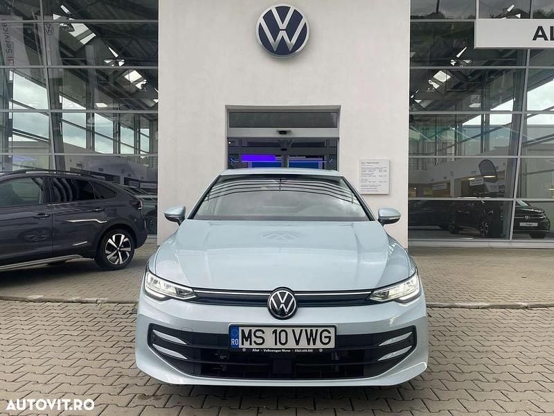 Albastru Utilizat 2025 VW Golf VIII Life Hatchback | 34.028 EUR - Imagine 1/4