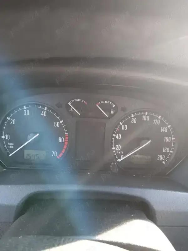 Second-hand Skoda Fabia 55 CP (40 kW) 2002 Negru Hatchback