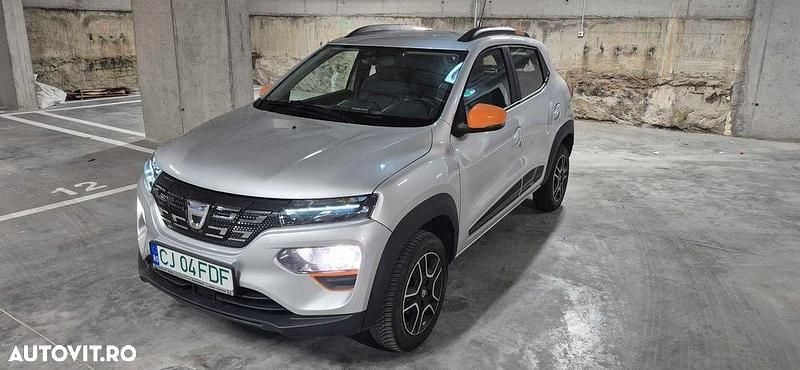 Culoareargint Utilizat 2023 Dacia Spring Essentiel Hatchback | 9.900 EUR (Preț OK) - Imagine 1/4
