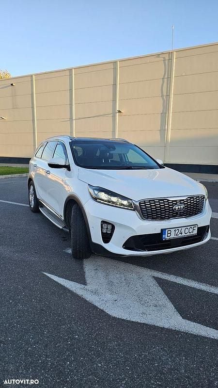 Second-hand Kia Sorento GT-Line 200 CP (147 kW) 2018 Culoarealb SUV