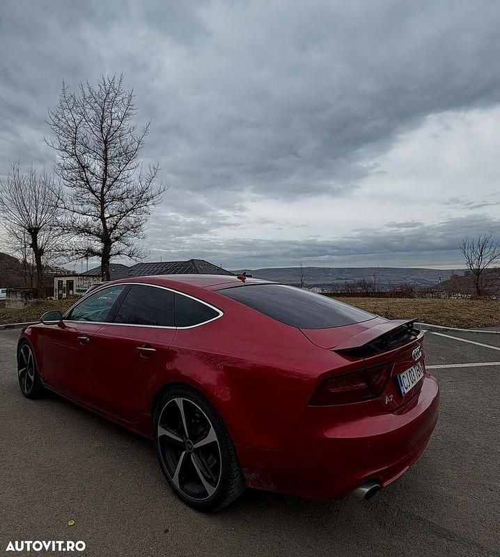 Second-hand Audi A7 Performance 300 CP (220 kW) 2011 Culoarerosu Hatchback