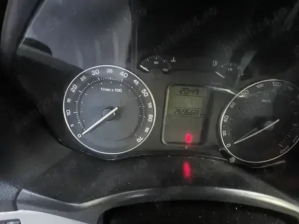 Utilizat 2008 Skoda Octavia Berlinǎ | 3.000 EUR (Preț OK) - Imagine 1/4