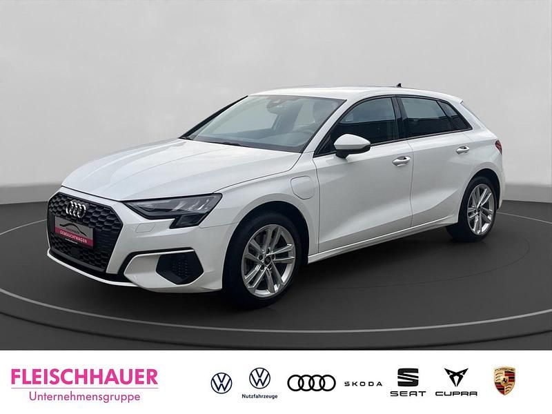 Second-hand 2022 Audi A3 Sportback e-tron Hatchback | 27.267 EUR (Preț OK) - Imagine 1/1