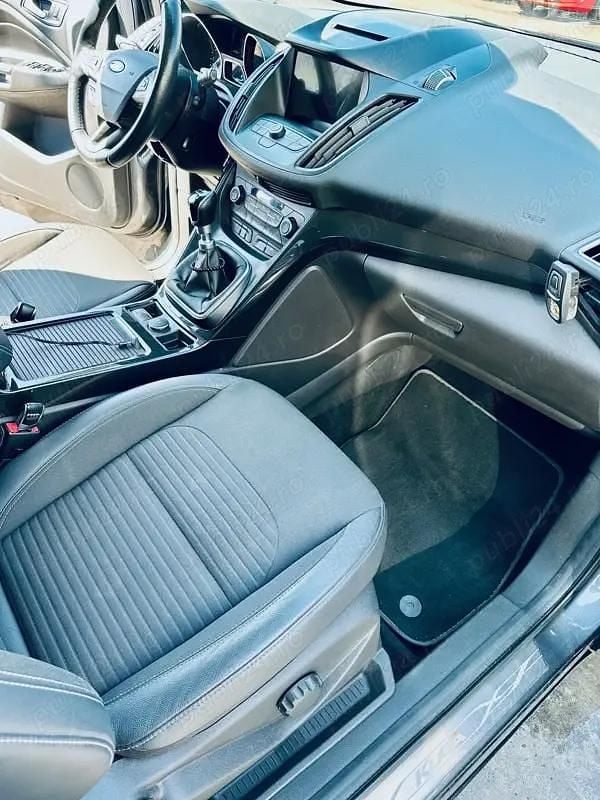 Second-hand Ford Kuga 150 CP (110 kW) 2017 SUV