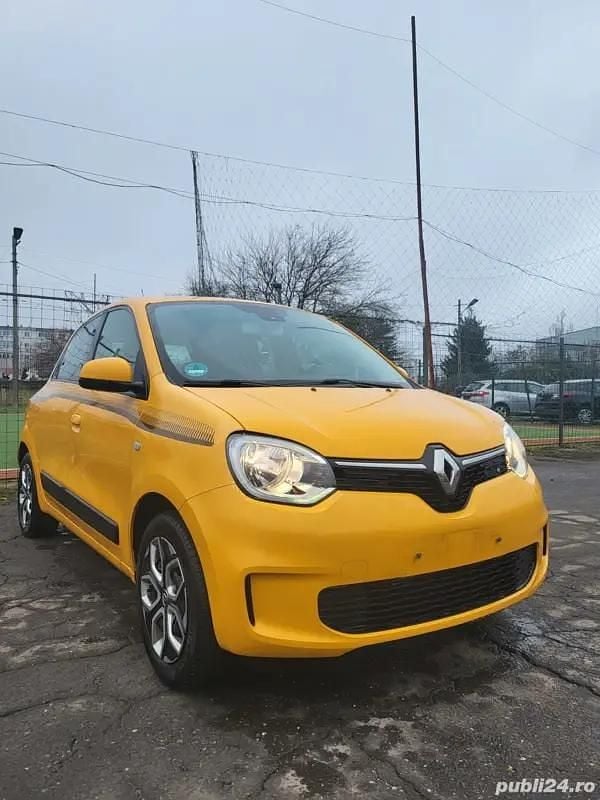Second-hand Renault Twingo 71 CP (52 kW) 2020 Hatchback