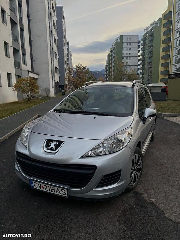 Second-hand Peugeot 207 Active 75 CP (55 kW) 2011 Culoareargint Break