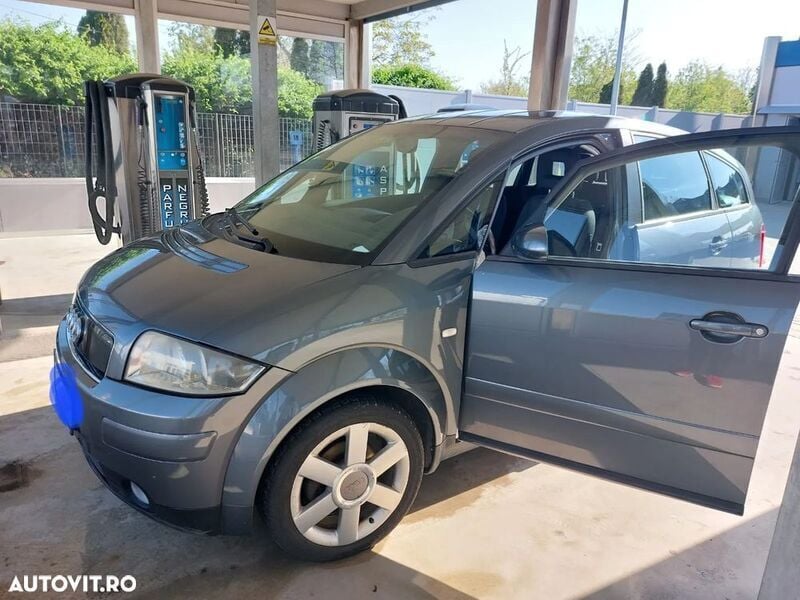 Gri Utilizat 2002 Audi A2 Hatchback | 2.340 EUR - Imagine 1/3