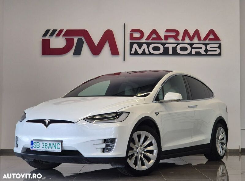 Alb Utilizat 2020 Tesla Model X SUV | 43.712 EUR - Imagine 1/4