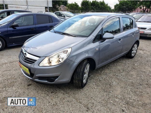 Second-hand Opel Corsa 90 CP (66 kW) 2011 Alb Hatchback