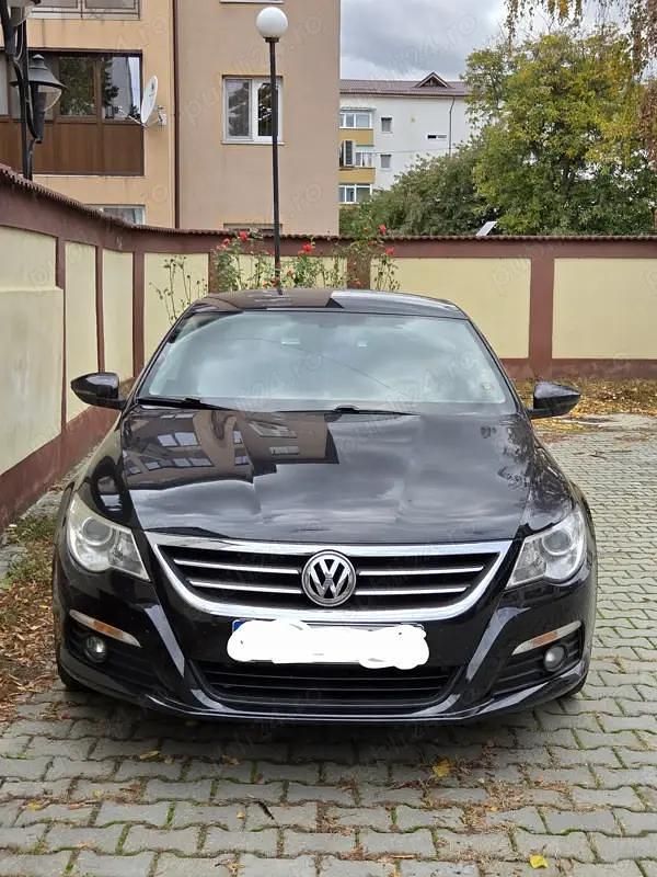 Utilizat 2012 VW Passat Berlinǎ | 9.000 EUR (Scump) - Imagine 1/4