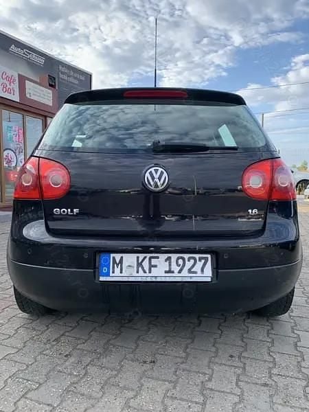 Utilizat 2008 VW Golf V Hatchback | 3.799 EUR (Puțin scump) - Imagine 1/4