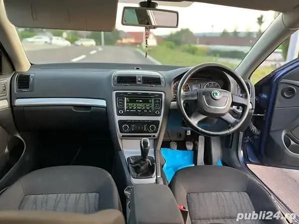 Utilizat 2011 Skoda Octavia Break | 2.300 EUR (Super Preț) - Imagine 1/4