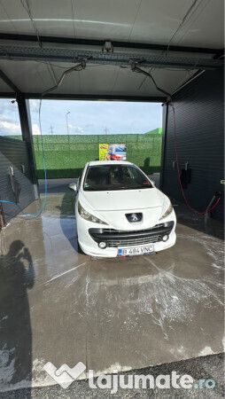 Utilizat 2008 Peugeot 207 GTi Coupe | 3.200 EUR - Imagine 1/4