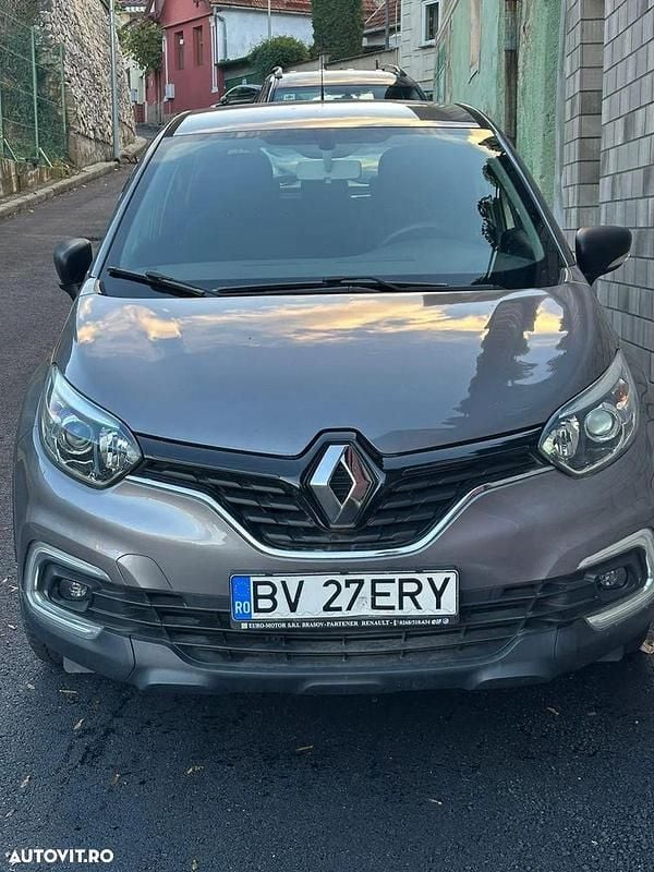 Culoaregri Utilizat 2019 Renault Captur Life SUV | 11.500 EUR (Preț OK) - Imagine 1/4